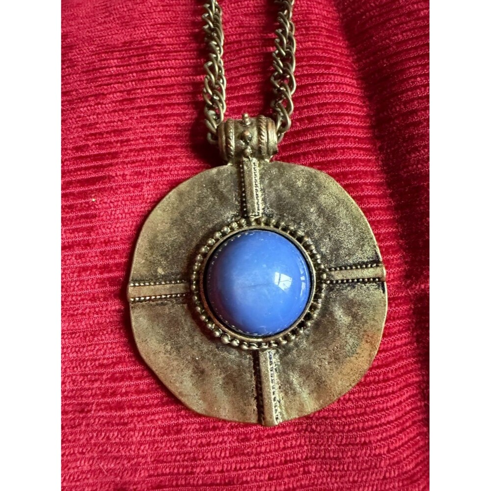 Antique-Style Blue Stone Pendant Necklace - Women Jewelry